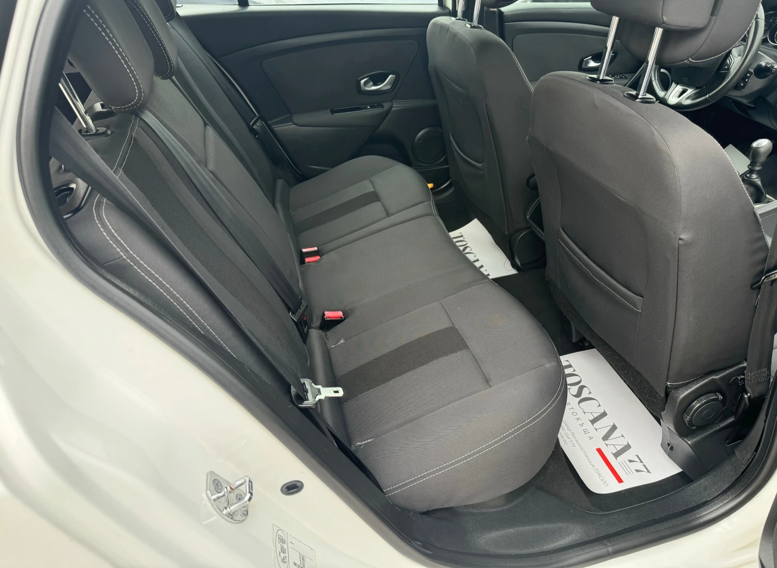 Renault Megane, снимка 10 - Автомобили и джипове - 55879486
