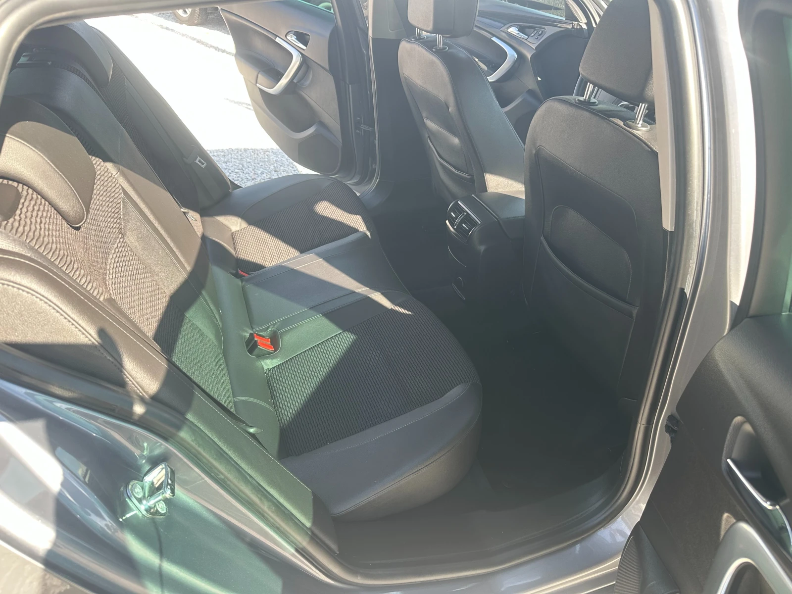 Opel Insignia 2.0CDTI* NAVI* TOP | Mobile.bg � ����������� 9