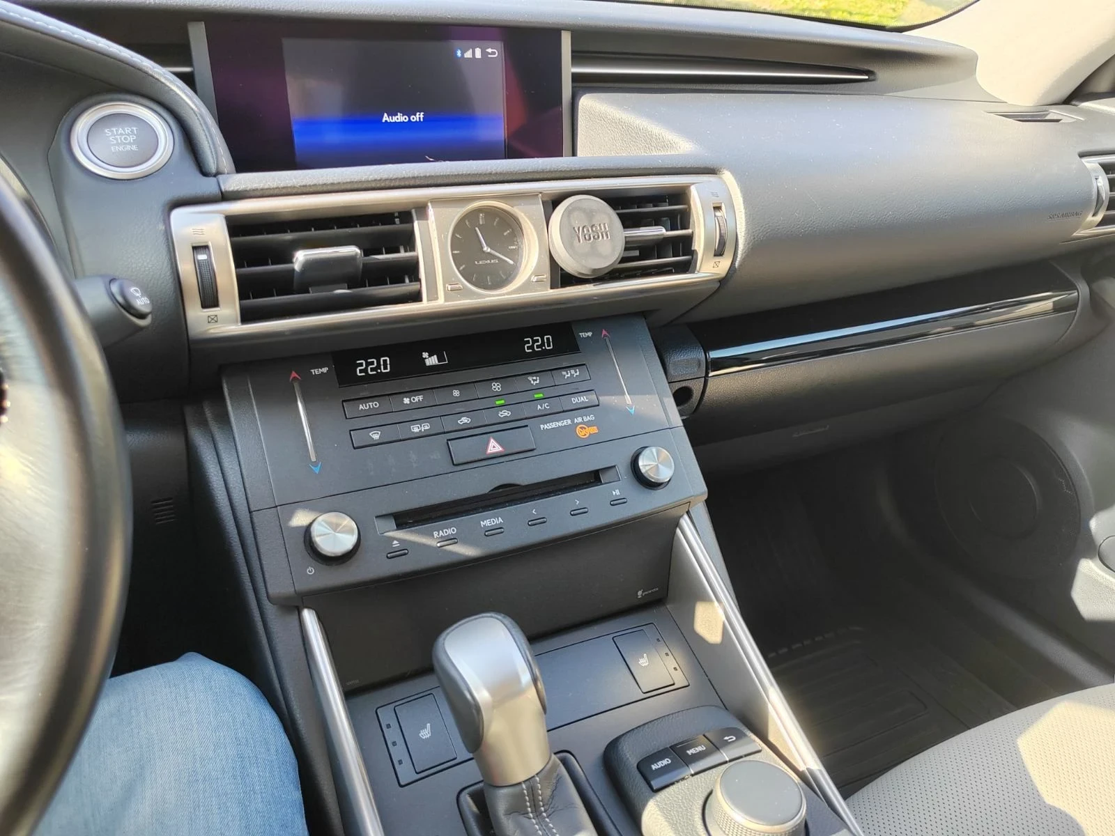 Lexus IS 200 Turbo, снимка 6 - Автомобили и джипове - 56633045