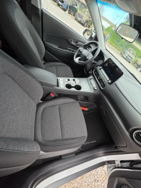Hyundai Kona 64kWh, снимка 11