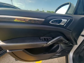 Porsche Cayenne FULL/Панорама/Часовник, снимка 7