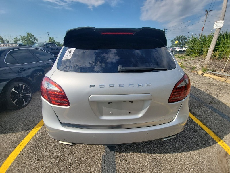 Porsche Cayenne FULL/Панорама/Часовник, снимка 4 - Автомобили и джипове - 46459499