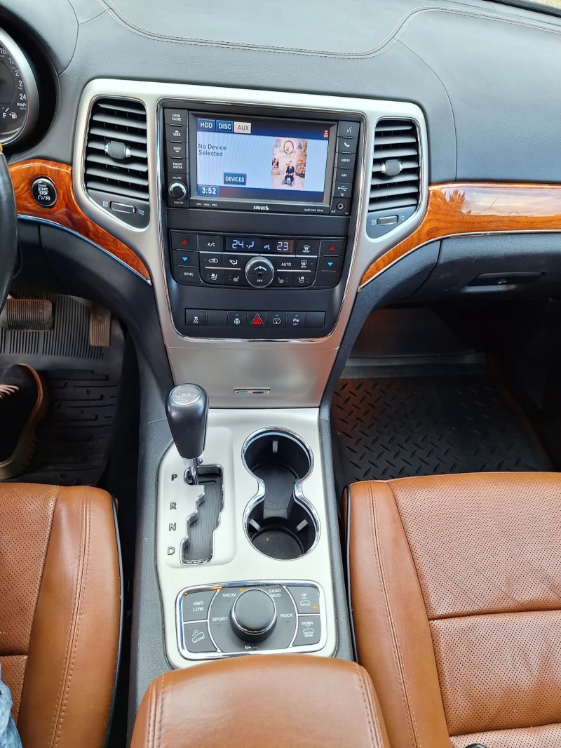 Jeep Grand cherokee 3.6 LPG , Overland , снимка 15 - Автомобили и джипове - 52280293