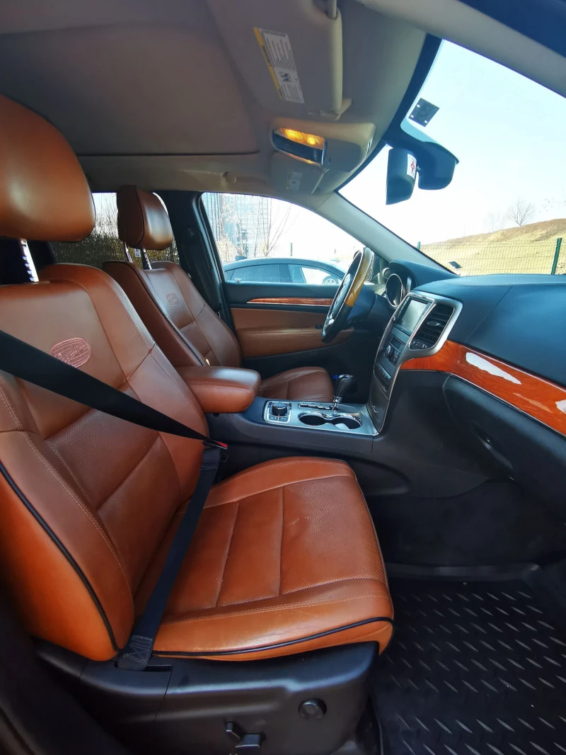 Jeep Grand cherokee 3.6 LPG , Overland , снимка 11 - Автомобили и джипове - 52280293