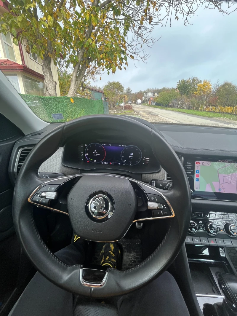 Skoda Kodiaq 2.0TDI, DSG 4x4, Navi, leder, IQ light, снимка 10 - Автомобили и джипове - 52495410