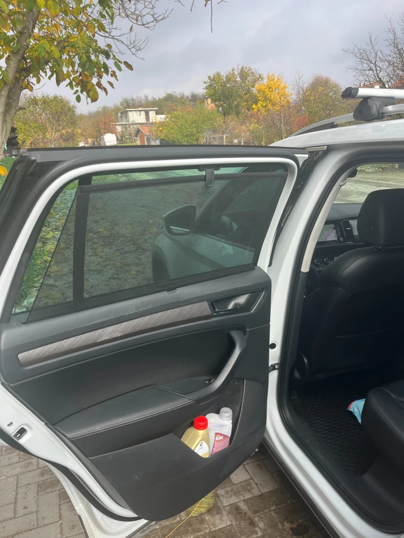 Skoda Kodiaq 2.0TDI, DSG 4x4, Navi, leder, IQ light, снимка 5 - Автомобили и джипове - 52495410
