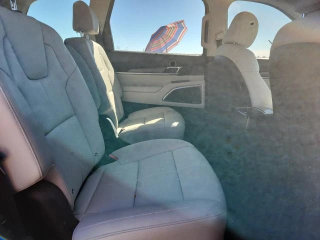 Kia Telluride 3.8L 6 Front-wheel Drive, снимка 4 - Автомобили и джипове - 52934742