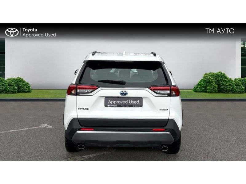 Toyota Rav4 2.5HYB EXECUTIVE 4X4, снимка 4 - Автомобили и джипове - 53496753