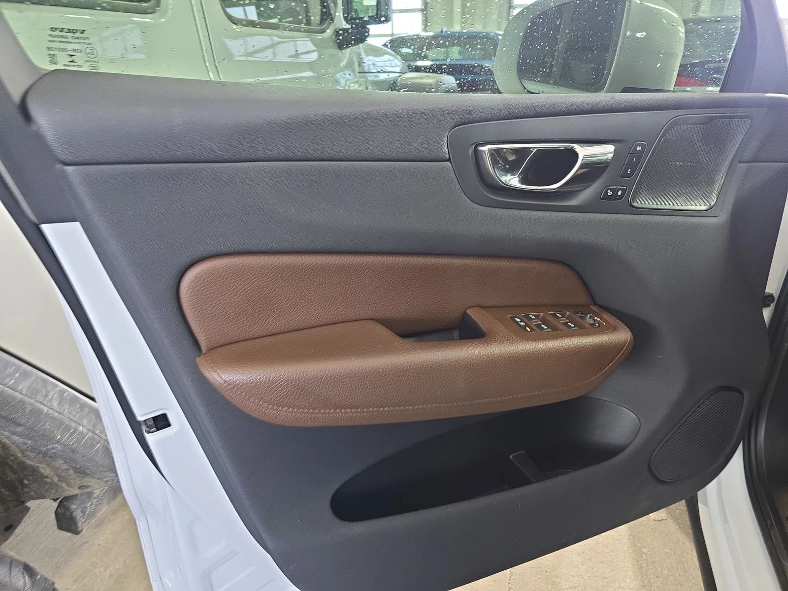 Volvo XC60  - изображение 9