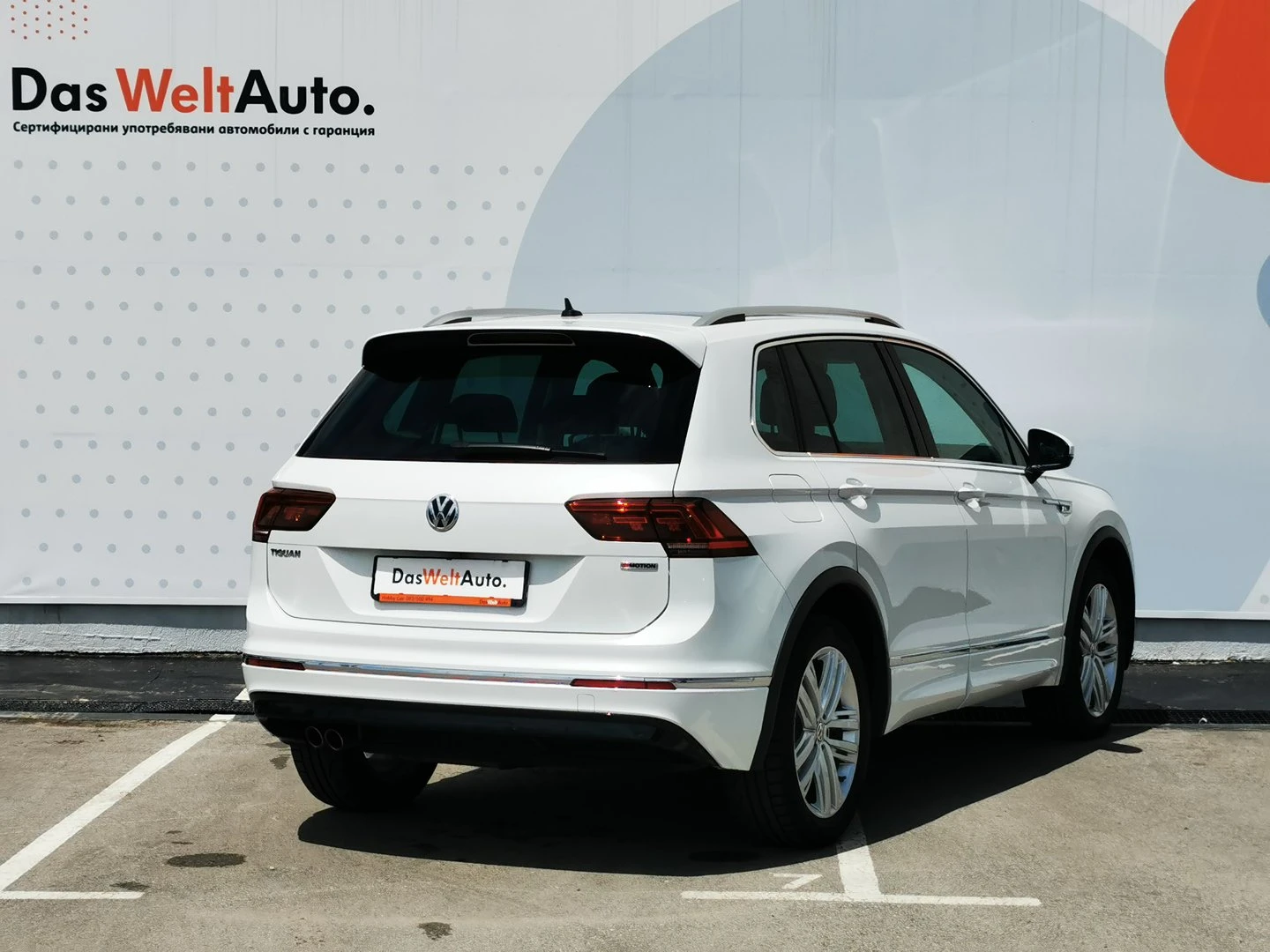 VW Tiguan 2.0 TDI SCR DSG 4MO Highline - изображение 3