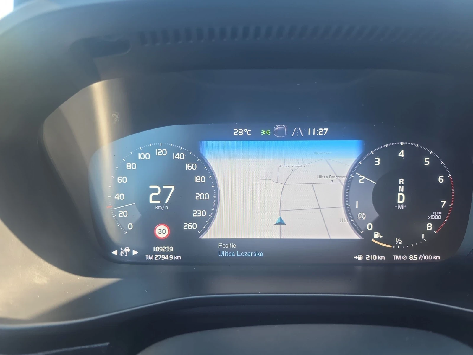 Volvo XC40 2.0 190 R-Design | Mobile.bg   16