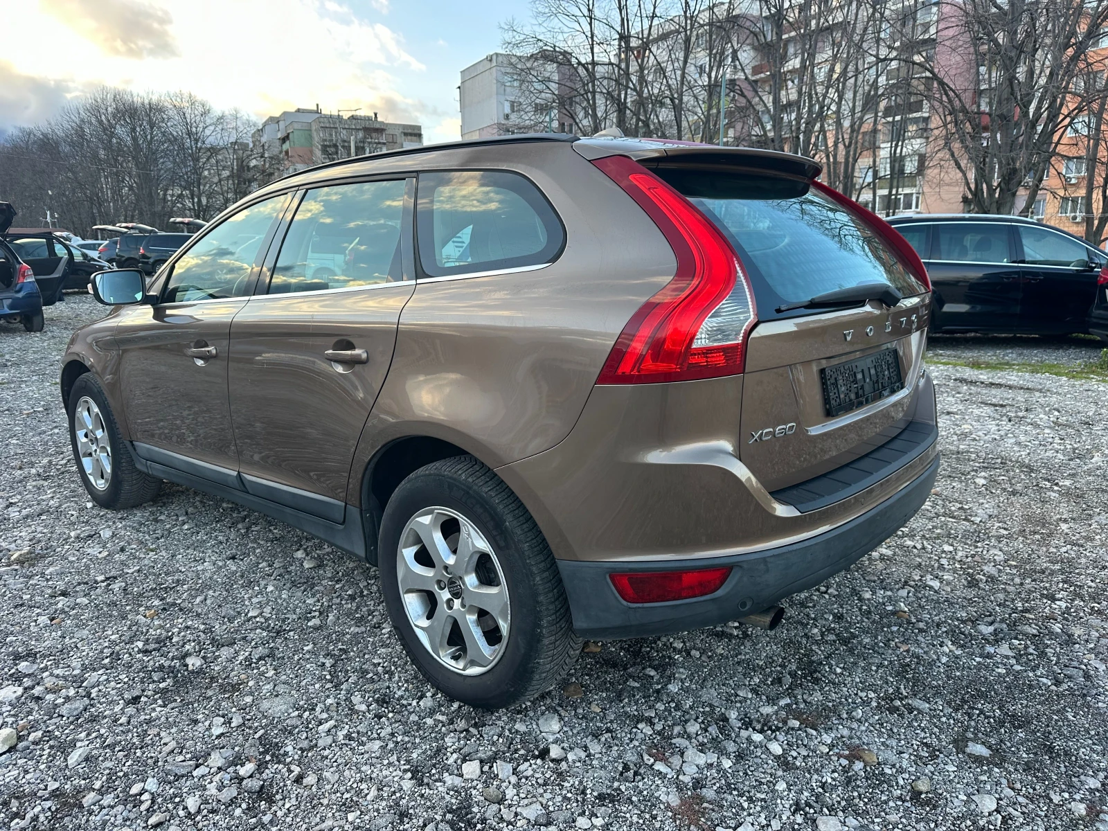 Volvo XC60 2.4TD163kc AUTOMAT ITALIA - изображение 3