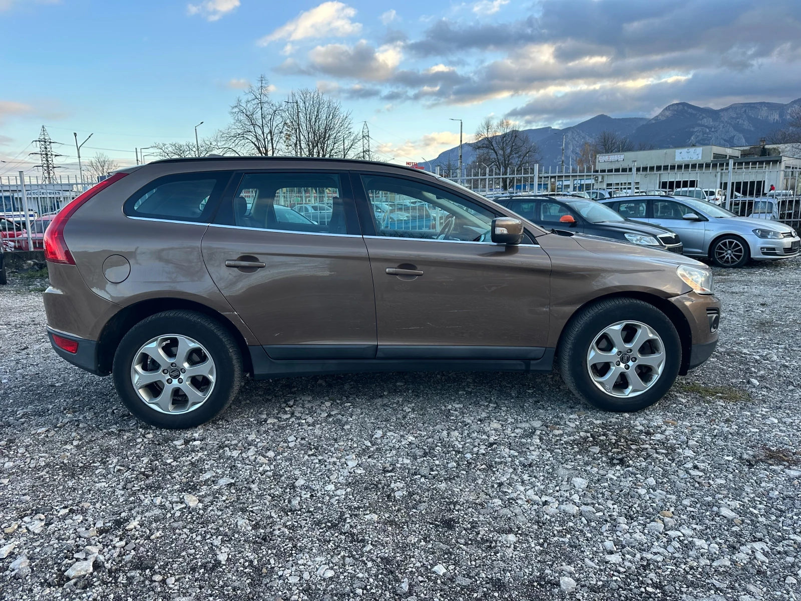 Volvo XC60 2.4TD163kc AUTOMAT ITALIA - изображение 6