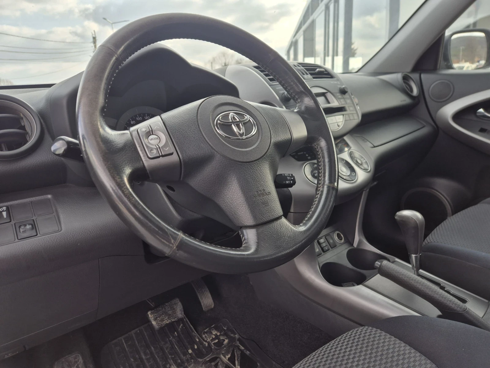 Toyota Rav4 2.0 4X4 AUTOMAT , снимка 8 - Автомобили и джипове - 52989513