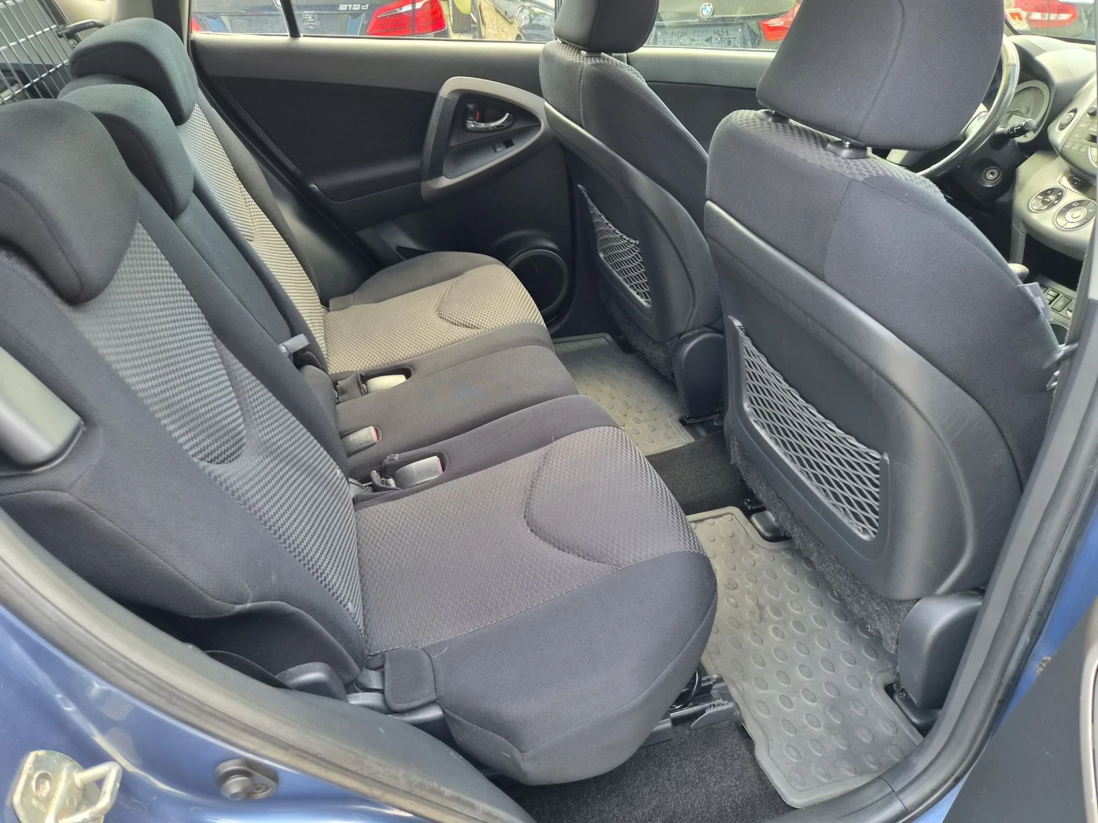 Toyota Rav4 2.0 4X4 AUTOMAT , снимка 11 - Автомобили и джипове - 52989513