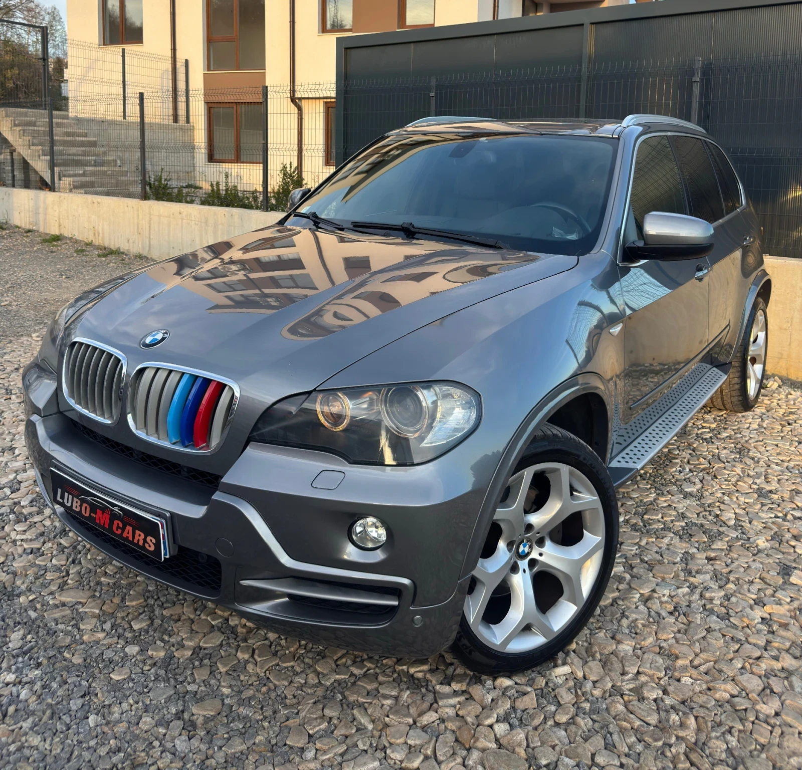 BMW X5 3.5D/SportPack/KEYLESS/HeadUP/PANO/6+ 1/ | Auto.bg — изображение 1