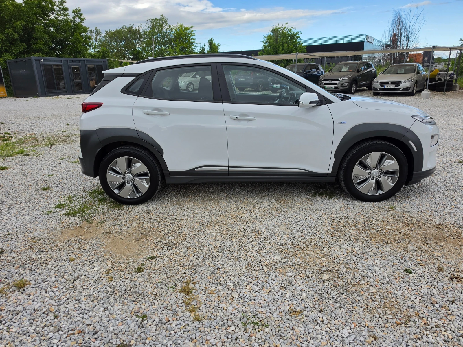 Hyundai Kona 64kWh, снимка 9 - Автомобили и джипове - 54584135