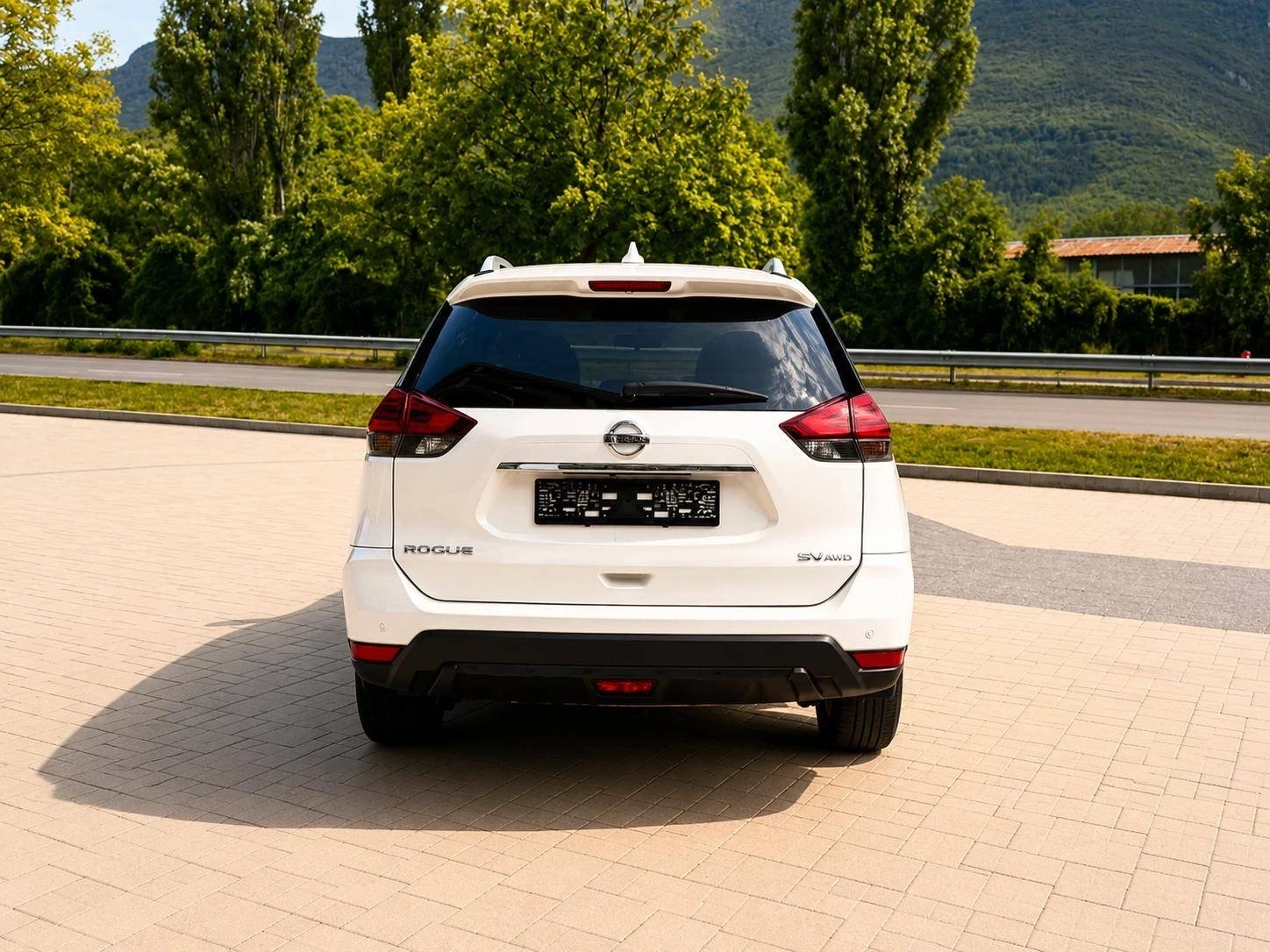 Nissan Rogue 2.5 4x4, снимка 8 - Автомобили и джипове - 55669410