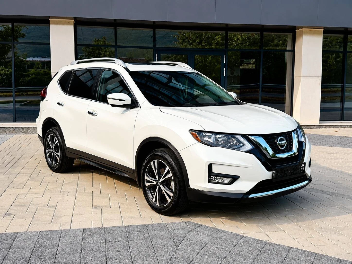 Nissan Rogue 2.5 4x4, снимка 3 - Автомобили и джипове - 55669410