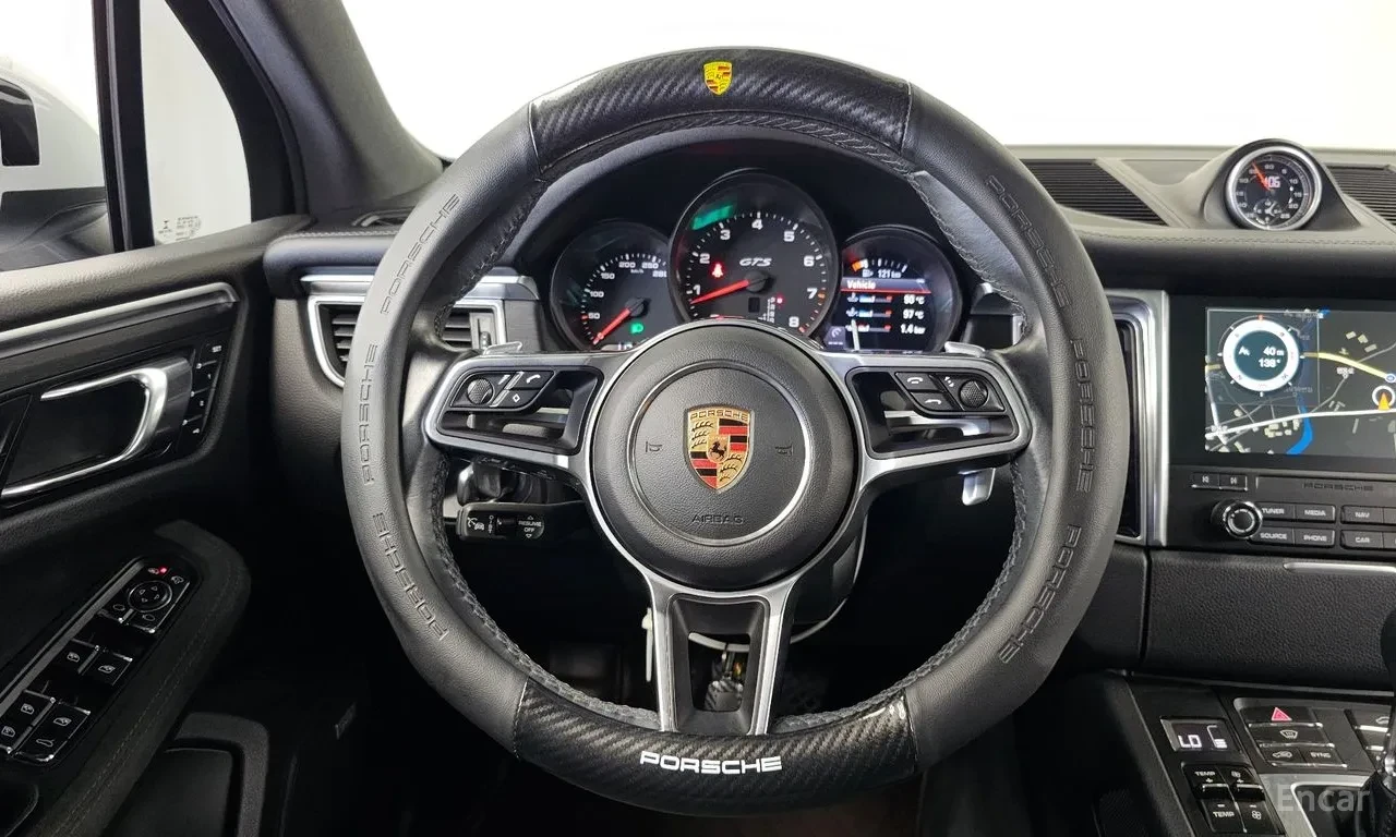 Porsche Macan GTS* Pano* 360* Chrono* B&O* Подгрев* , снимка 6 - Автомобили и джипове - 55752735