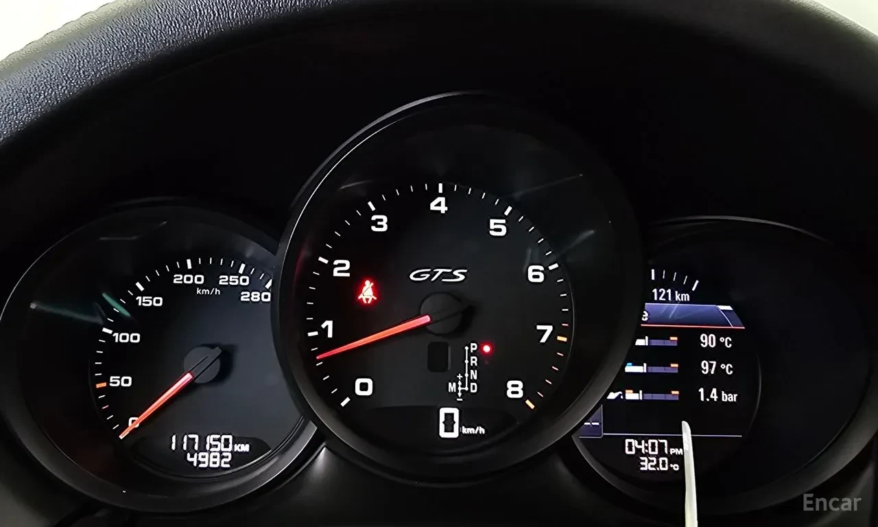 Porsche Macan GTS* Pano* 360* Chrono* B&O* Подгрев* , снимка 7 - Автомобили и джипове - 55752735