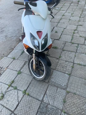     Honda X8R-S