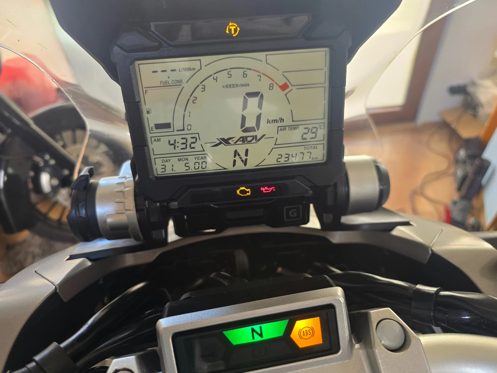 Honda X-ADV 750 TRC ABS 2019, снимка 9 - Мотоциклети и мототехника - 55694256