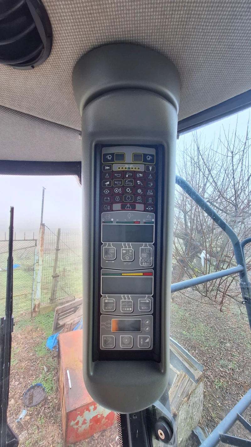 Комбайн Challenger С647, снимка 8 - Селскостопанска техника - 53224022