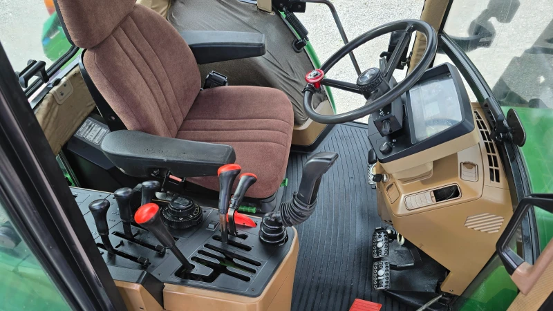 Трактор John Deere 6400.Челен товарач, снимка 11 - Селскостопанска техника - 53395188