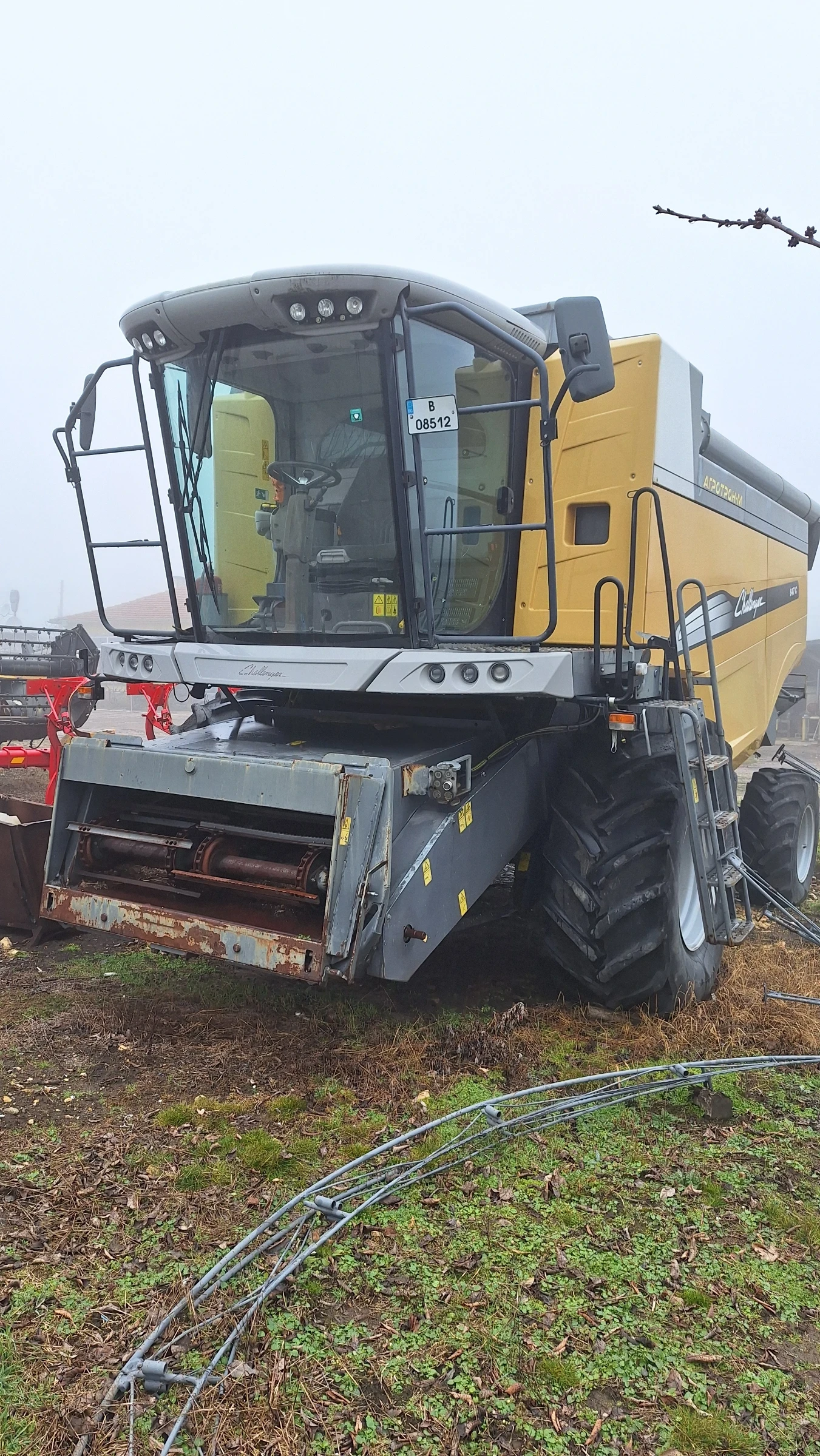 Комбайн Challenger С647, снимка 1