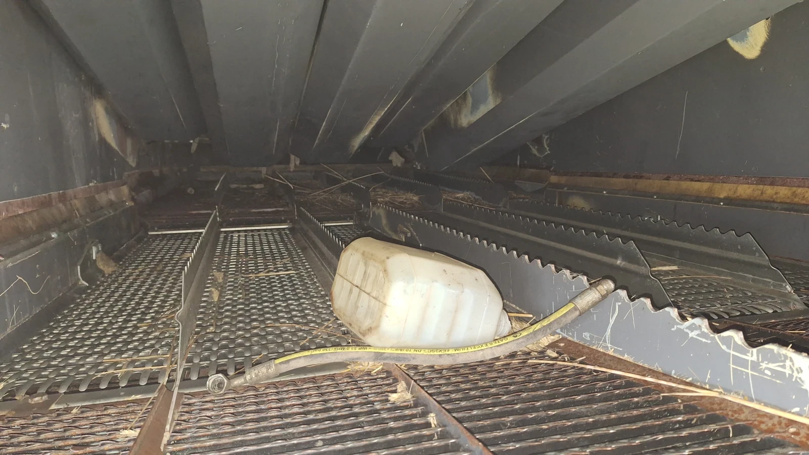 Комбайн Challenger С647 - изображение 6