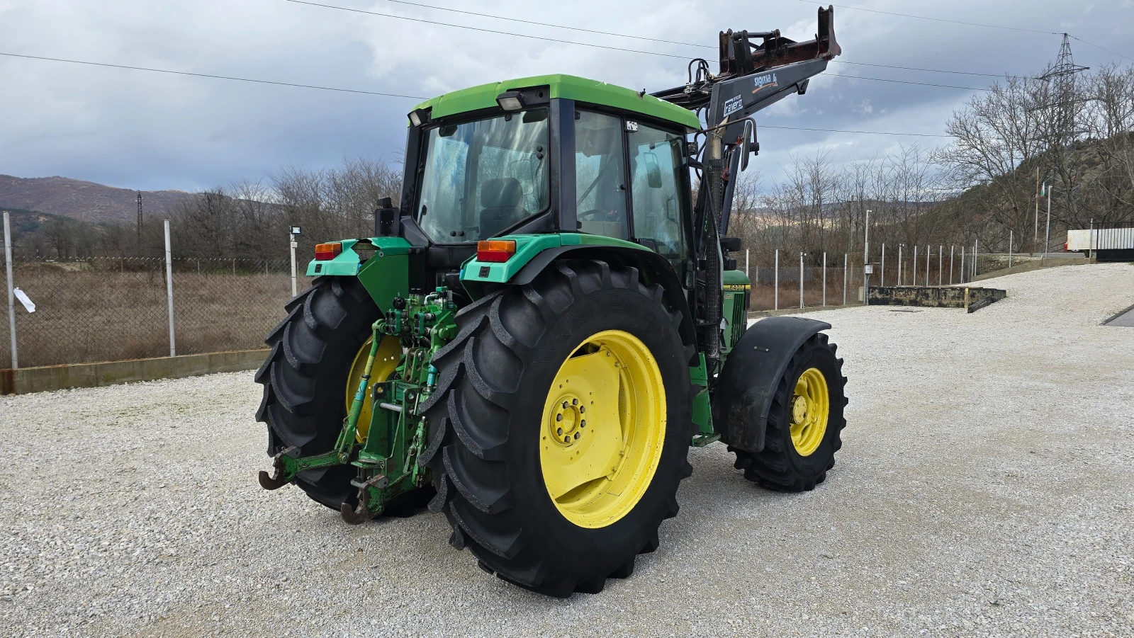 Трактор John Deere 6400.Челен товарач - изображение 6