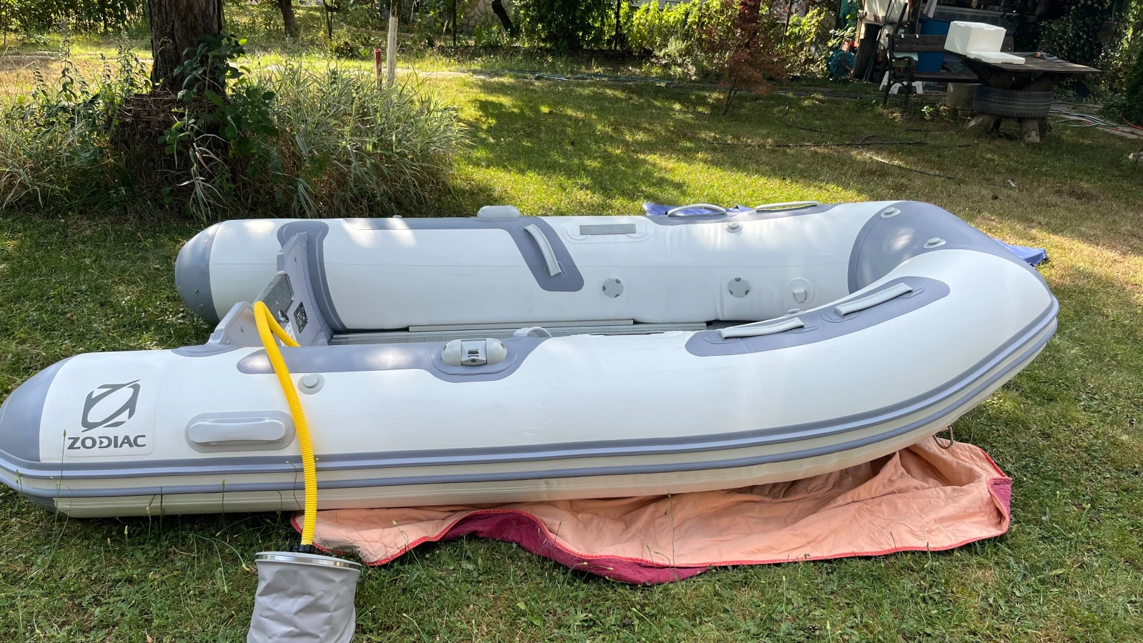 Надуваема лодка Zodiac Cadet Alu 270 - изображение 7