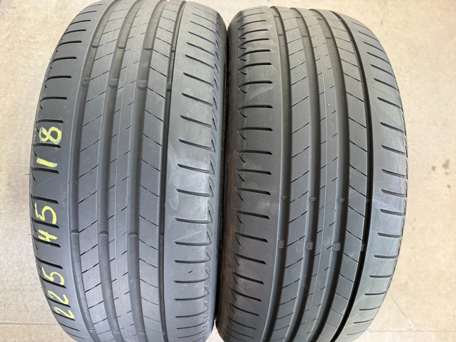 Гуми Летни 225/45R18, снимка 4 - Гуми и джанти - 54600562