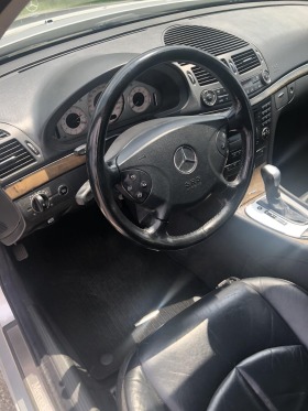 Mercedes-Benz E 500, снимка 4 - Автомобили и джипове - 45879169