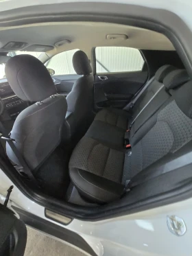 Kia XCeed 1000 | Mobile.bg    6