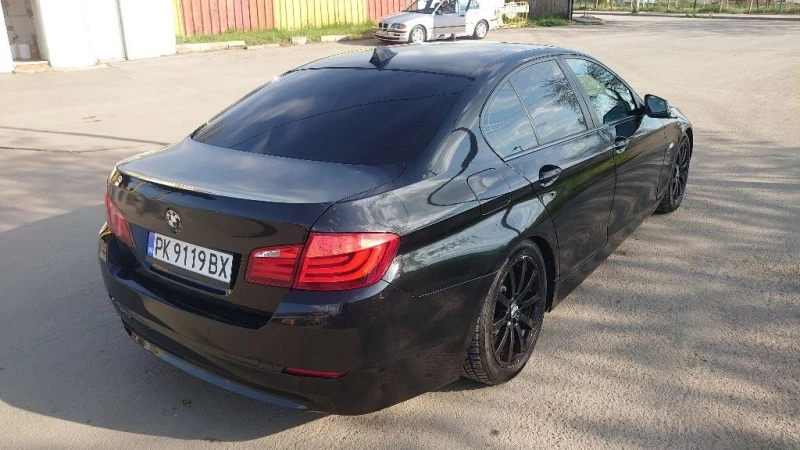 BMW 523 3.0, снимка 6 - Автомобили и джипове - 47235573