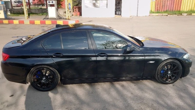 BMW 523 3.0, снимка 4 - Автомобили и джипове - 47235573