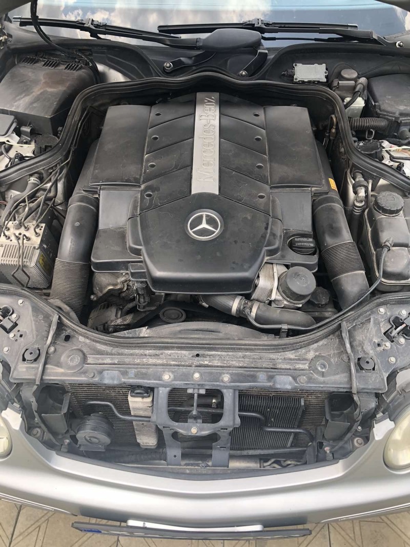 Mercedes-Benz E 500, снимка 6 - Автомобили и джипове - 46401366
