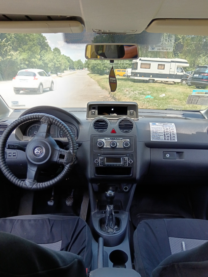 VW Caddy, снимка 4 - Автомобили и джипове - 46416845