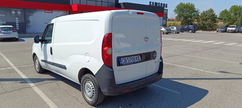 Opel Combo 1.6CDTI, снимка 3 - Автомобили и джипове - 49129496