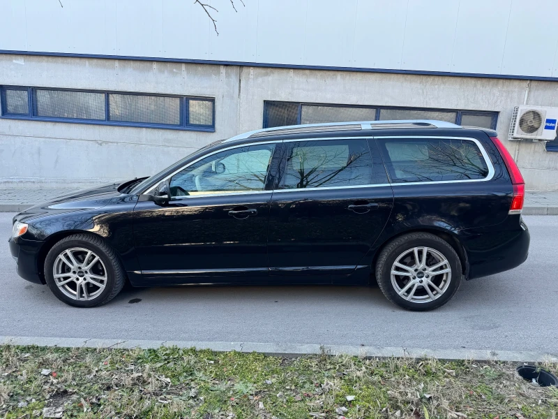 Volvo V70, снимка 5 - Автомобили и джипове - 49376942