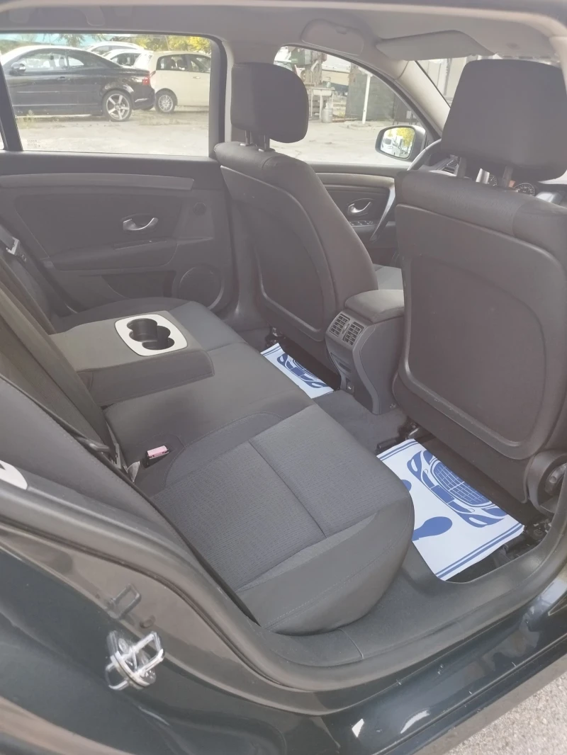 Renault Laguna, снимка 15 - Автомобили и джипове - 50879454