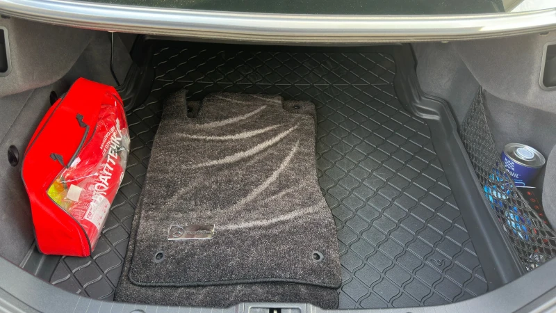 Mercedes-Benz CLS 500, снимка 16 - Автомобили и джипове - 52090917