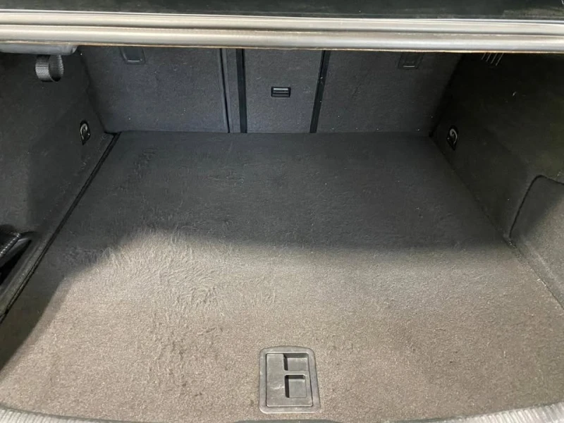 Audi A3 QUATTRO TECHNIK S-LINE * * CARFAX * * АВТОКРЕДИТ *, снимка 13 - Автомобили и джипове - 52478768