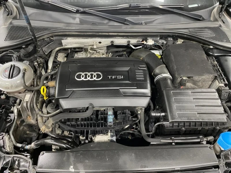 Audi A3 QUATTRO TECHNIK S-LINE * * CARFAX * * АВТОКРЕДИТ *, снимка 14 - Автомобили и джипове - 52478768