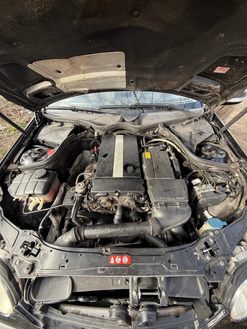 Mercedes-Benz C 180 C180 kompressor, снимка 8 - Автомобили и джипове - 53024619