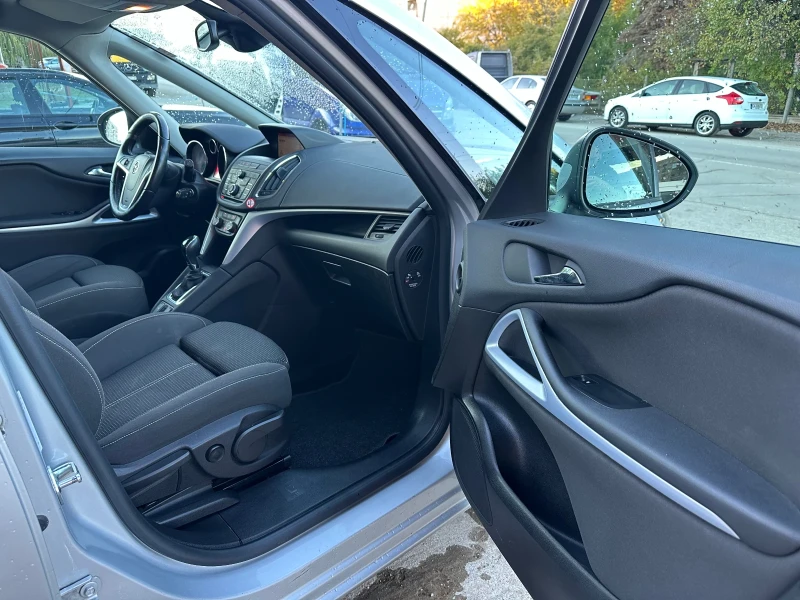 Opel Zafira 2.0 АВТОМАТИК , снимка 13 - Автомобили и джипове - 53088937