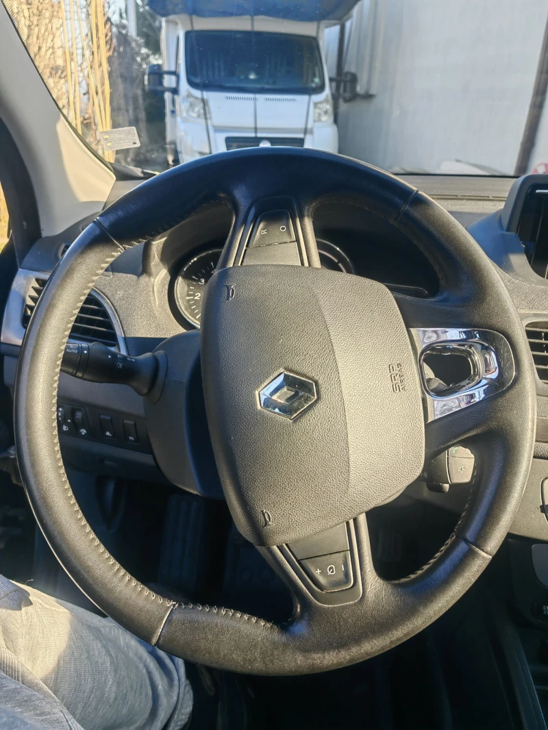 Renault Megane 1.5 dci 110, снимка 7 - Автомобили и джипове - 53144741