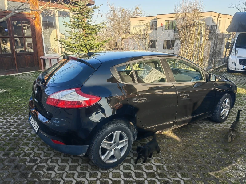Renault Megane 1.5 dci 110, снимка 3 - Автомобили и джипове - 53144741